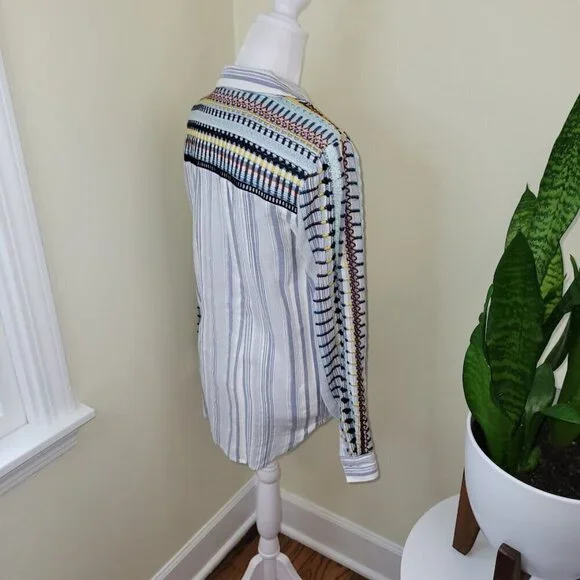 Anthropologie The Cate Classic Button Up Embroidered Stripe Shirt Women's SZ XS - Picture 6 of 13
